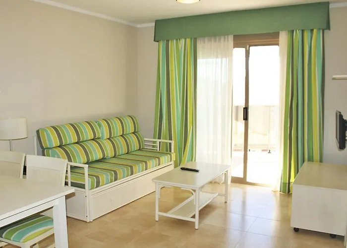 Appartement à 2 Chambres à Coucher
